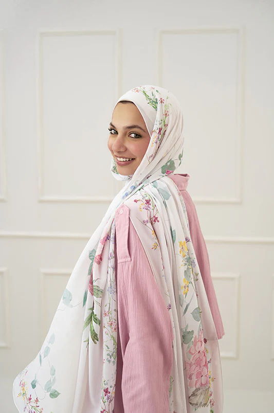 Camellia in Chiffon - Image 9