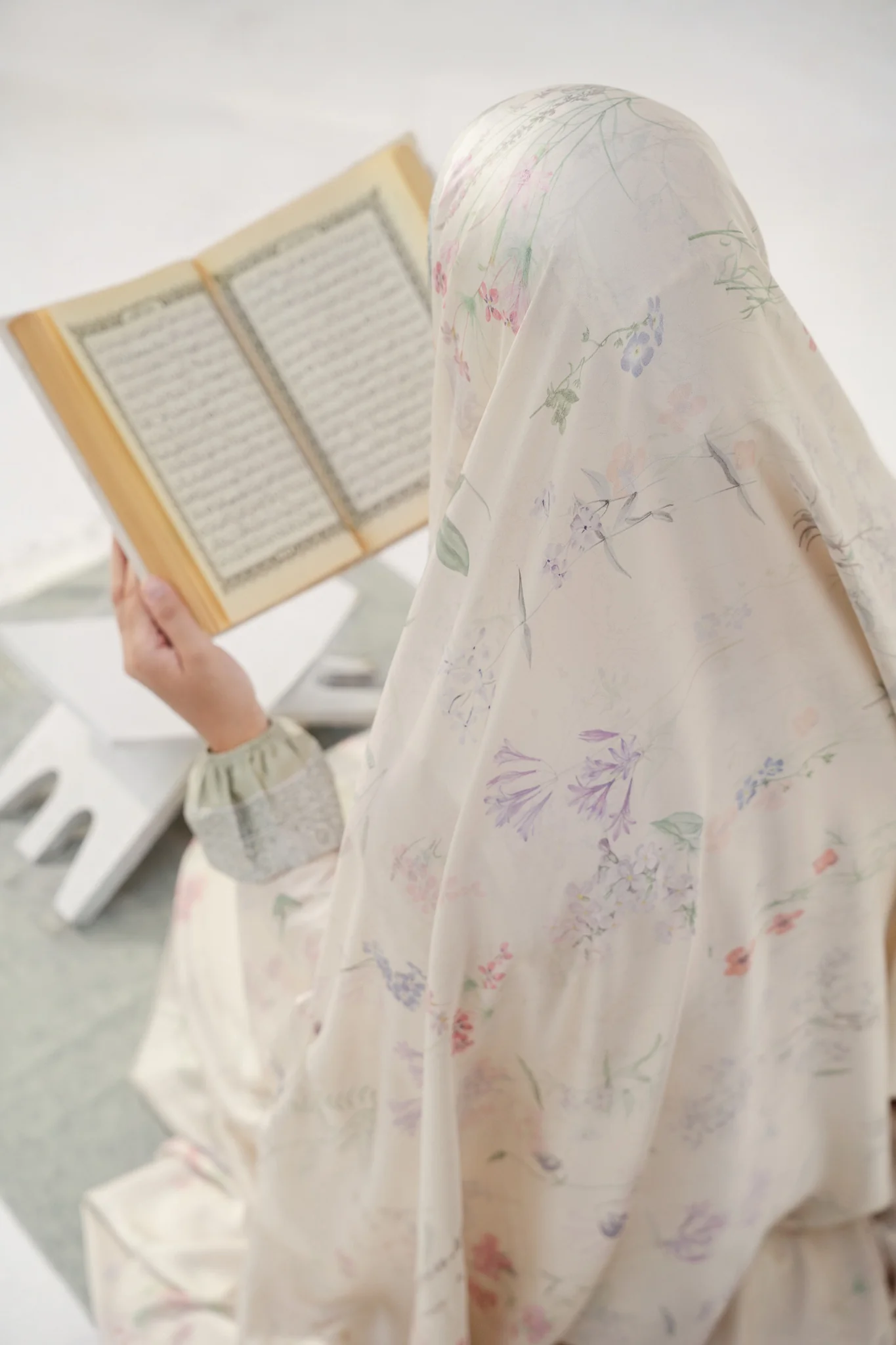 Fajr Premium Satin Prayer Gown - Image 8