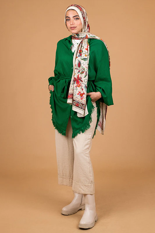 Graceful Passion in Modal - Image 12