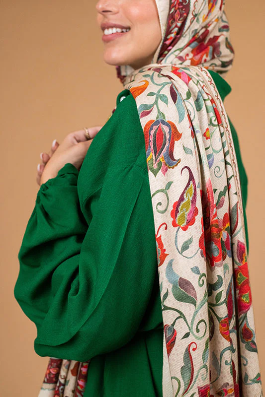 Graceful Passion in Modal - Image 21