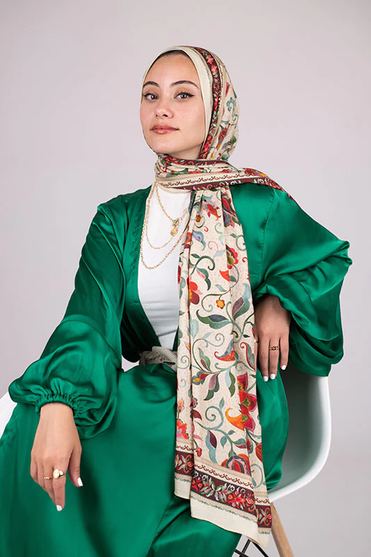 Graceful Passion in Modal - Image 7