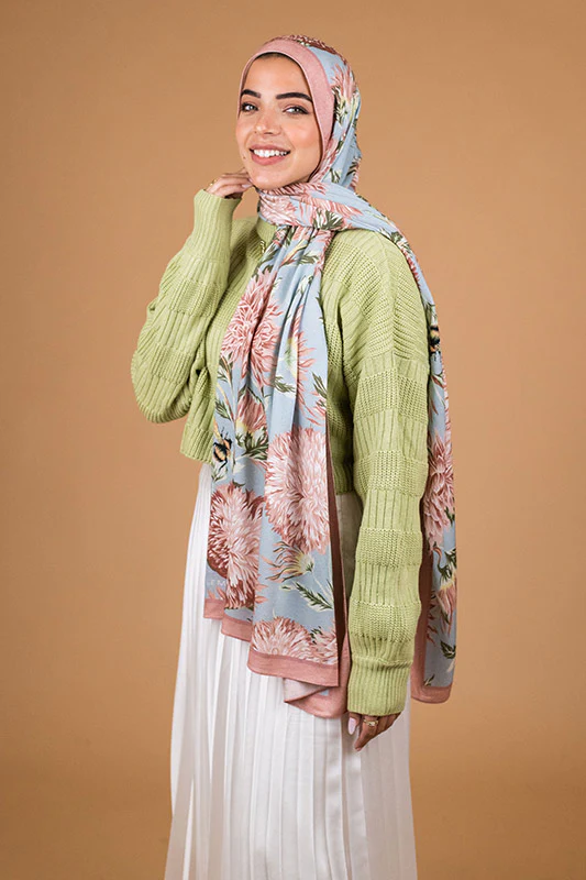 Honey Blooms in Modal - Image 11