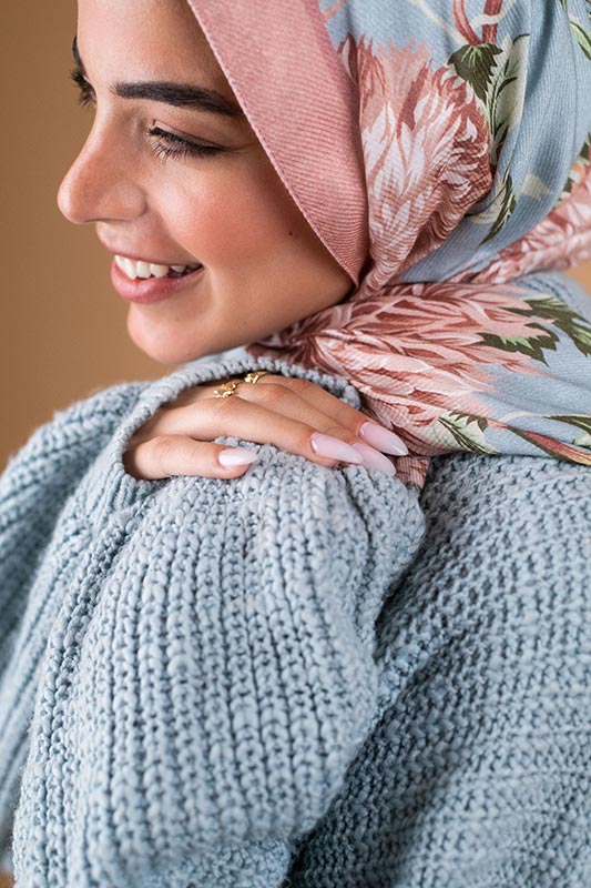 Honey Blooms in Modal - Image 9