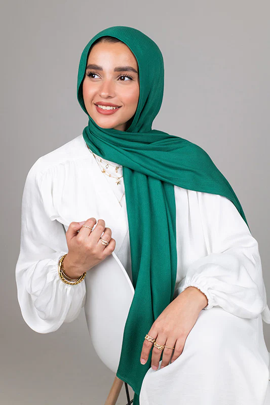 Jade Elegance - Image 5