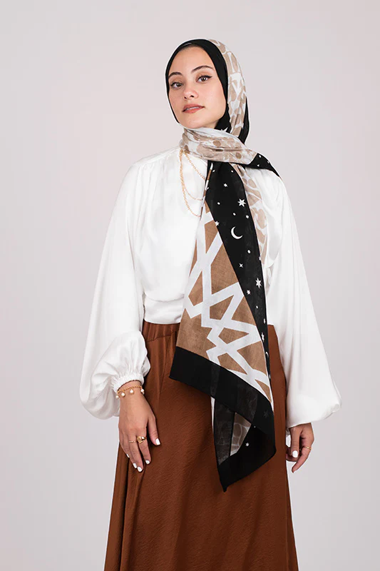 Layal in Modal - Image 10