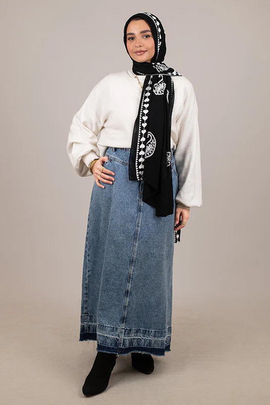 Love Me Noir - Image 13