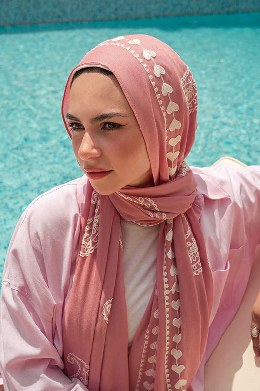 Love Me Rose - Image 4