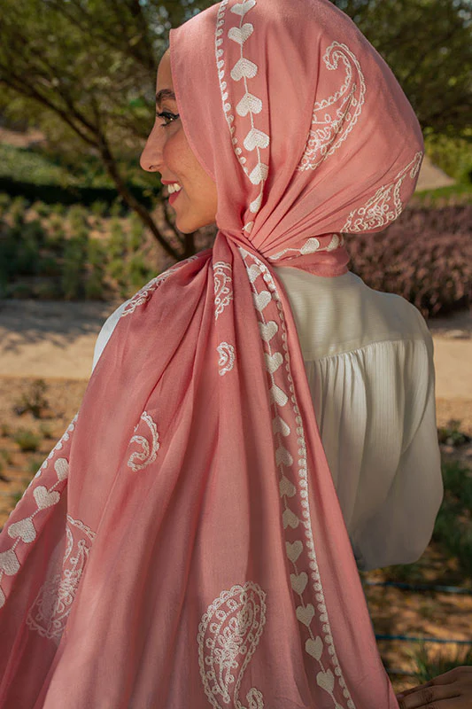 Love Me Rose - Image 6