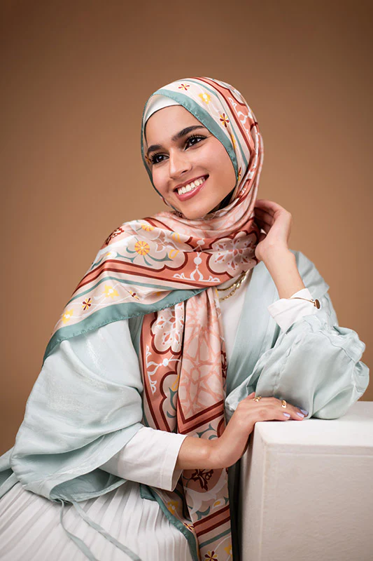 Orient Rosé in Satin - Image 5