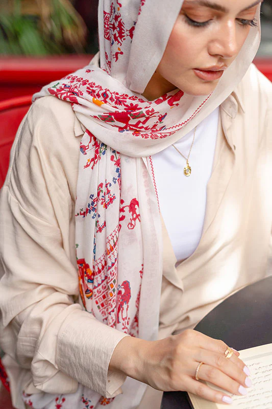 Persian Queen - Image 14