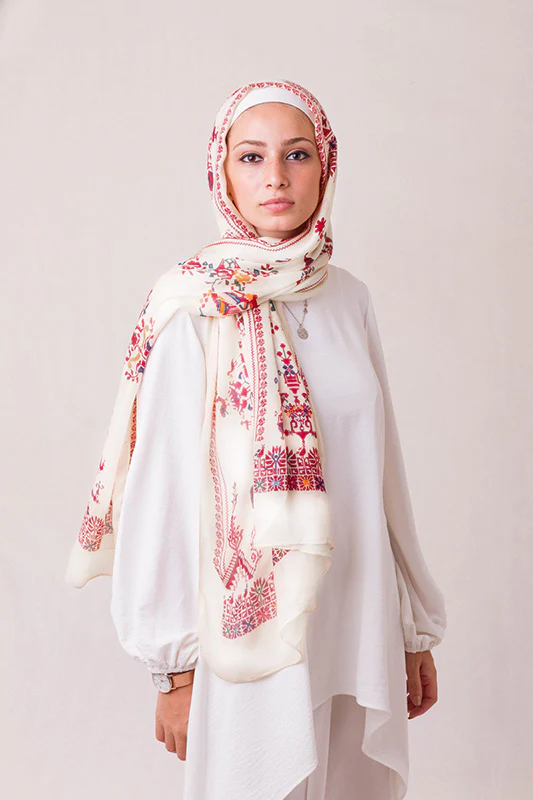 Persian Queen - Image 15