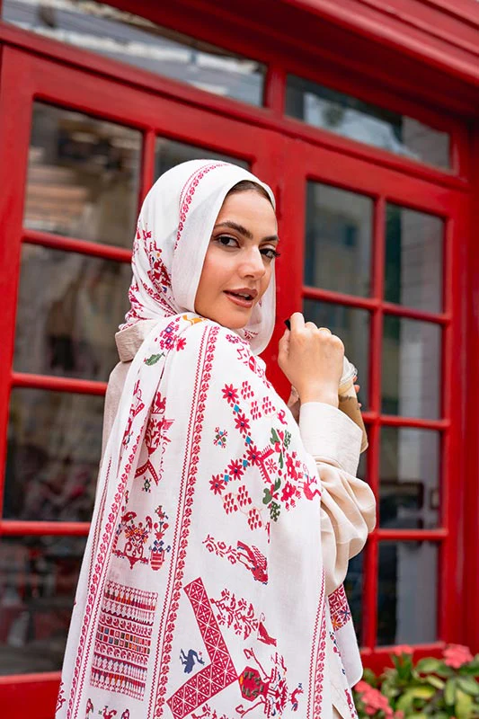 Persian Queen - Image 16