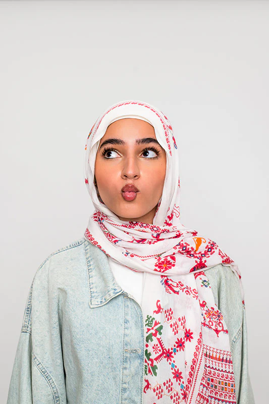 Persian Queen - Image 21