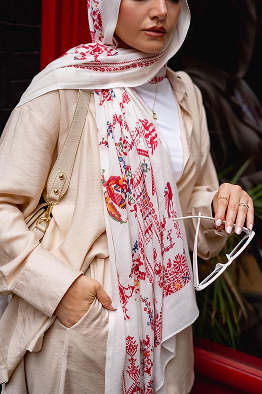 Persian Queen - Image 5