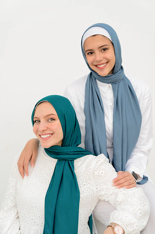 Petroleum Elegance - Image 8