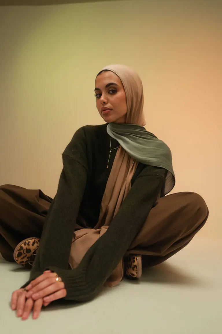 Vintage Olive - Image 4