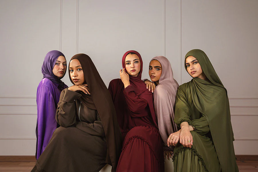 Wine Red Elegance - Image 5